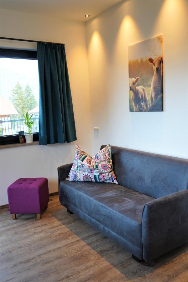 Bucheggerhof Apartment